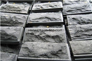 China Bianco Sardo Granite Mushroomed Cladding, G623 Mushroom Stone, Haicang White Granite Mushroom Stone for Walling, Silvery Gray Mushroom Wall, Split Face Mushroom Stone