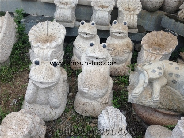 G682 Granite Frog Stone Status, Granite Animal Sculpture, Garden Sculptures, Handcarved Landscape Sculpture, Sunset Gold Granite Carving, Gardon Decoration