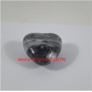 Natural Garden Decorative Heart Stones