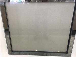 Contemporary Looks Artificial Engineered Quartz Stone Surfaces High Quality Quartz & Cheap Price Stone for Kitchen and Flooring Tiles from Guangdong Sgs & Ce Certified