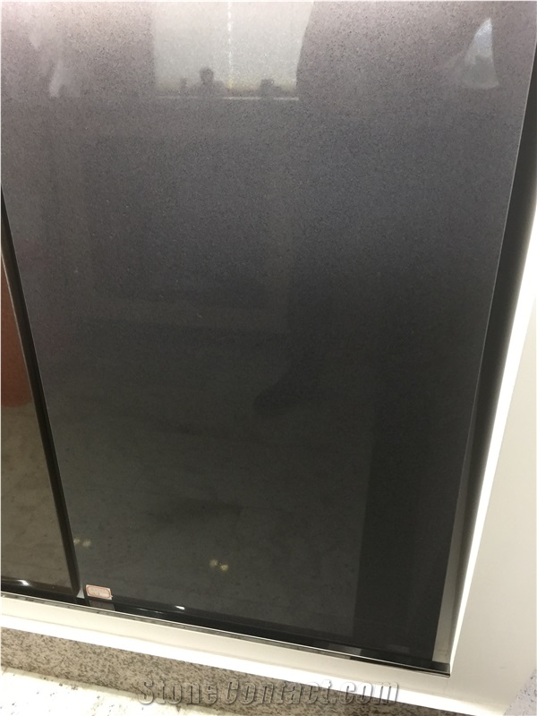 Contemporary Looks Pure Colors Wholesale Artificial Manmade Engineered Quartz Surfaces Including Stain,Scratch and Water Resistance with a Variety Of Edge Profile Option