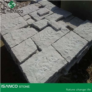 White Sandstone Pavers Rough Picked Finish Courtyard Road Pavers White Sandstone Tile Paving Sets Natural Surface Walkway Pavers Sandstone Blind Stone Pavers Patio Pavers with Cheap Price