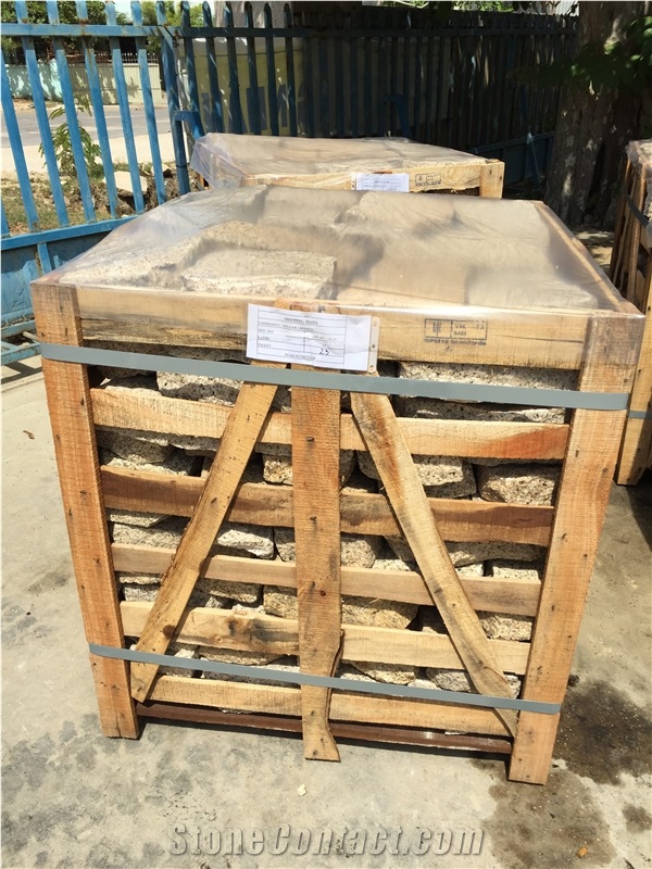 Mixed Yellow Granite for Gardening
