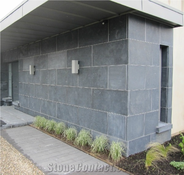 Kadappa Black, Lime Black Limestone Pavers