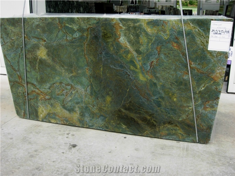 Golden Lightning Granite
