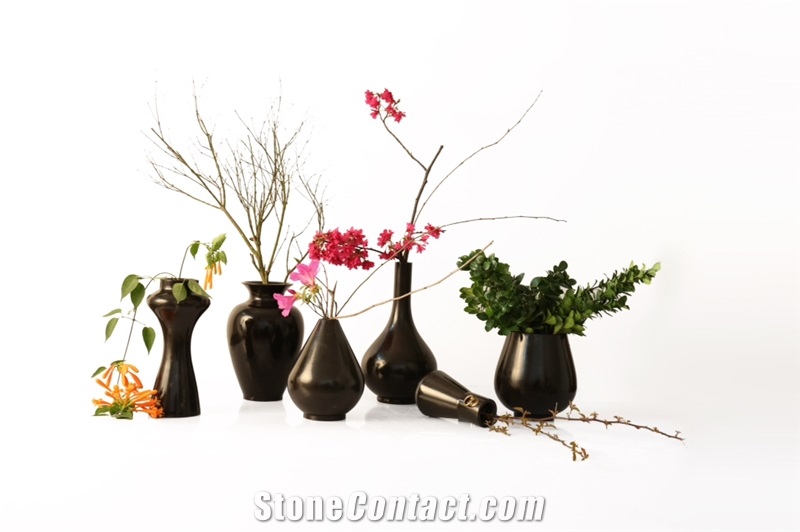 Natural Jadeite Vases in Black for Home or Hotel Decoration