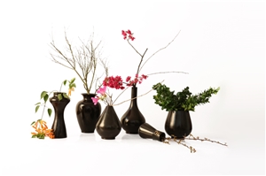 Natural Jadeite Vases in Black for Home or Hotel Decoration