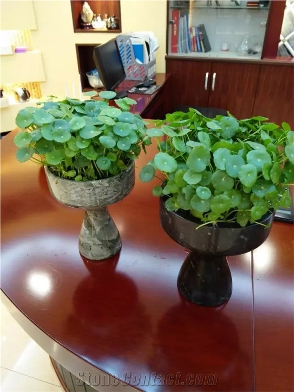 Natural Jadeite Vases in Black for Home or Hotel Decoration