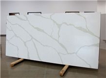 Nsf Sgs Quality Manufacturer Calacatta White Marble Look Quartz Stone Solid Surfaces Polished Slabs & Tiles Engineered Stone Artificial Stone Slabs for Hotel Kitchen,Bathroom Walling Panel Customized 