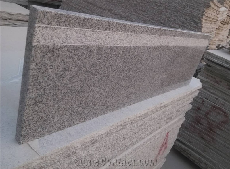 Hubei G603 Granite Stairs with a 5cm Width Anti-Slip Flamed Line