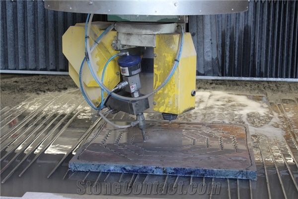 New Rio 5 waterjet cutting machine
