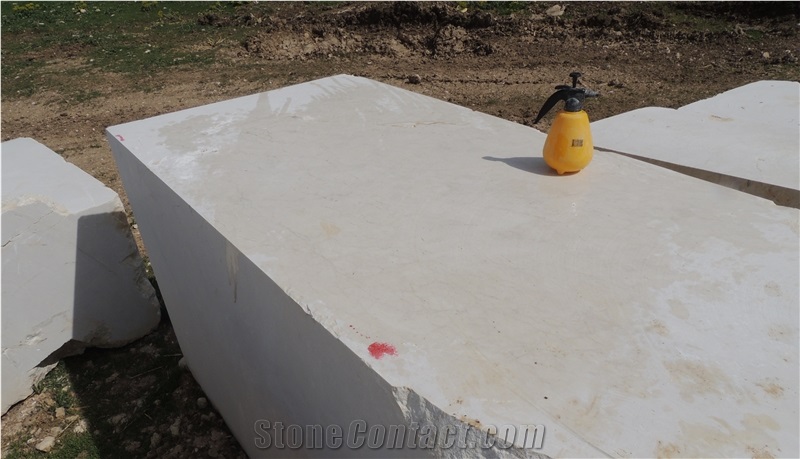 Cream Pearl Marble Block