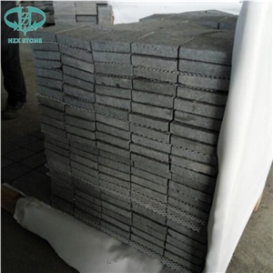 G684 Black Basalt Cobble Stone with Mesh Net,Cube Stone,Paving Sets,Paving Setts,Paving Stone,Pavers for Countryard Road,Garden,Stepping,Driveway,Walkway Pavers,Patio,Landscape Stone,Terrace