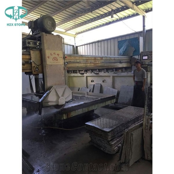 Nanjing G635 Light Red Granite Bush Hammered Flooring