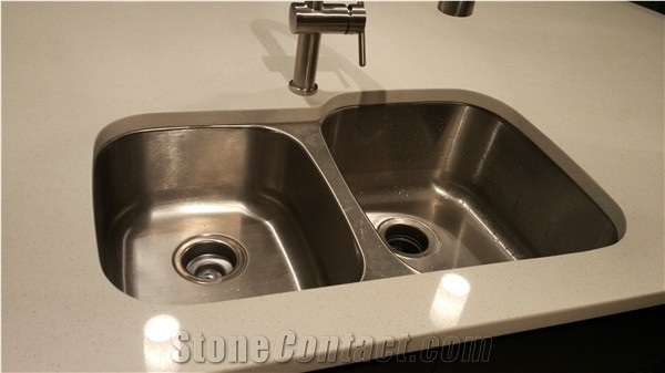 Beautiful and Durable Artificial Quartz Bathroom Countertops,Manmade Stone Bath Top with Laminated Edge,100% Guaranteed Quality and Services