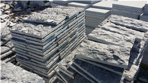 China Blue Stone Split Face Natural Cleft Face Bluestone Paver Tile Walling
