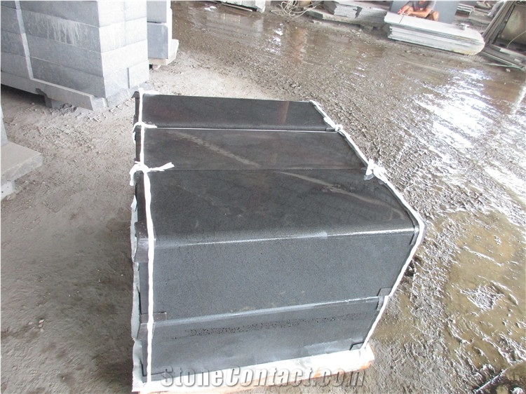 Hainan Black Basalt Kerbstone/Curbs Road Side Stone/ Kerbstone