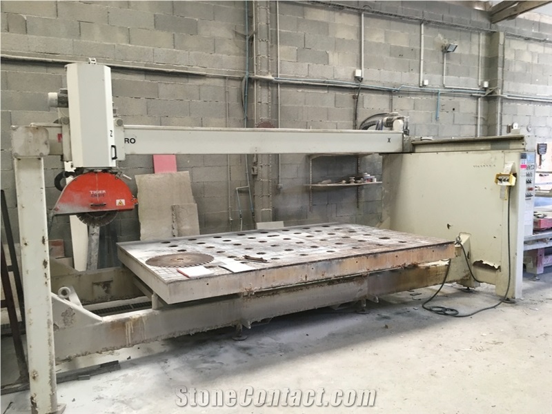 Italian Bridge Saw Metal Quattro Year 2008 - Secondhand Cutting Machine