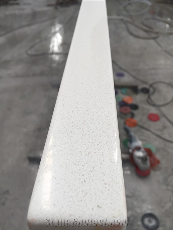 Artificial / Engineered Quartz Stone Flooring and Wall Tiles Polished and Cut-To-Size from Guangdong China in Wholesale Price