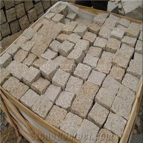 China G682 Granite Cube Stone/Rustic Yellow Granite Cobble Stone/Pavers/Yellow Granite/Paving Stone/Paving Sets/Garden Stepping Pavements/Courtyard Road Pavers/Walkway Pavers/Granite Floor Covering