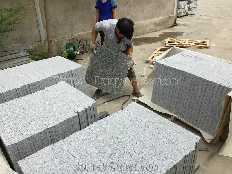 China New Granite G623/Grey Granite Tiles & Slabs/Granite Wall Covering/Granite Tiles/Granite Flooring/Granite Floor Covering/Granite Slabs/Granite Floor Tiles