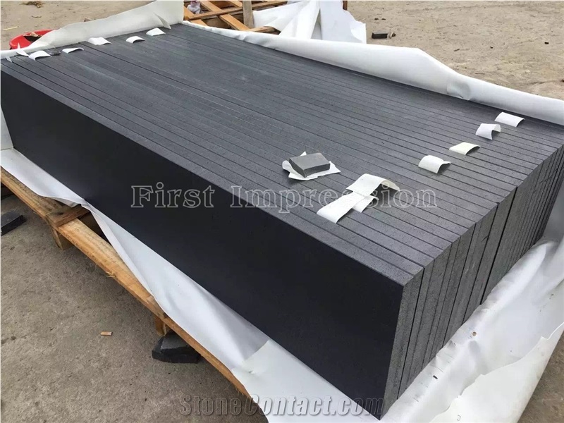 Chinese Gray Basalt Stone/Gray Basalt Slabs & Tiles/Basalto/Grey Basalt/Andesite/Lava Stone/Walling/Flooring/Cladding/Covering Tiles