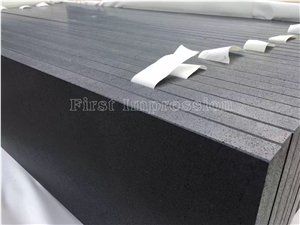 Chinese Gray Basalt Stone/Gray Basalt Slabs & Tiles/Basalto/Grey Basalt/Andesite/Lava Stone/Walling/Flooring/Cladding/Covering Tiles