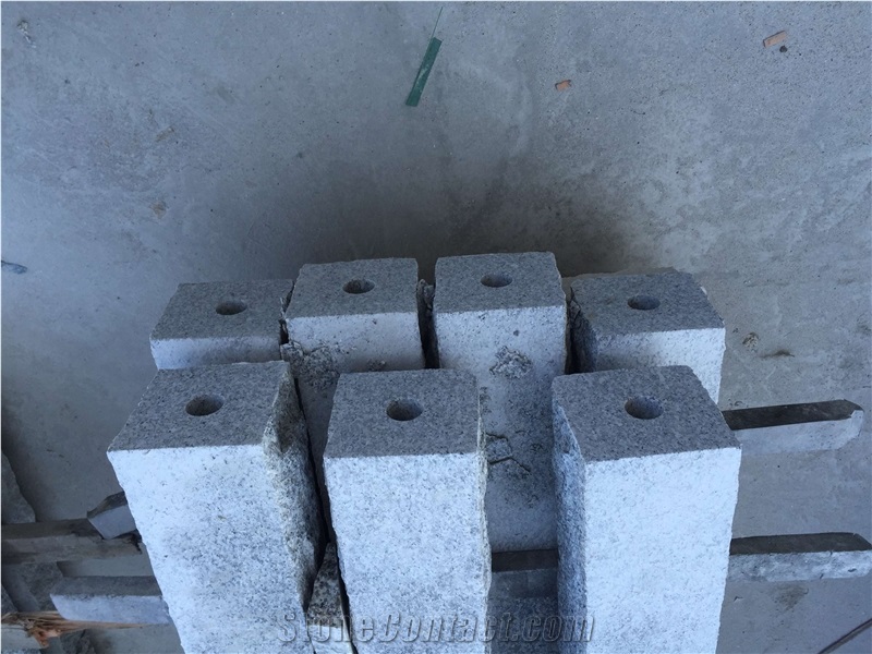 Salt & Pepper Granite Lamp Post
