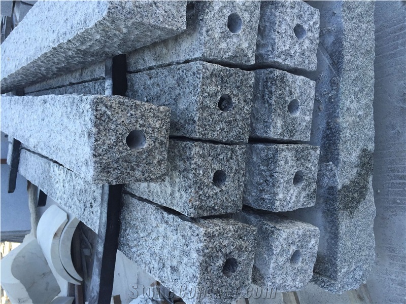 Salt & Pepper Granite Lamp Post