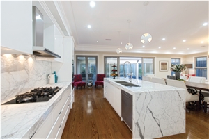 Calacatta Quartz Stone Kitchen Countertops