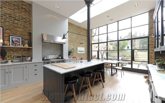 Bst Quartz Stone Slab Mainly and Widely Used in Kitchen, Bathroom, Bar, School, Hospital and Other Public Place, for Countertop Mainly