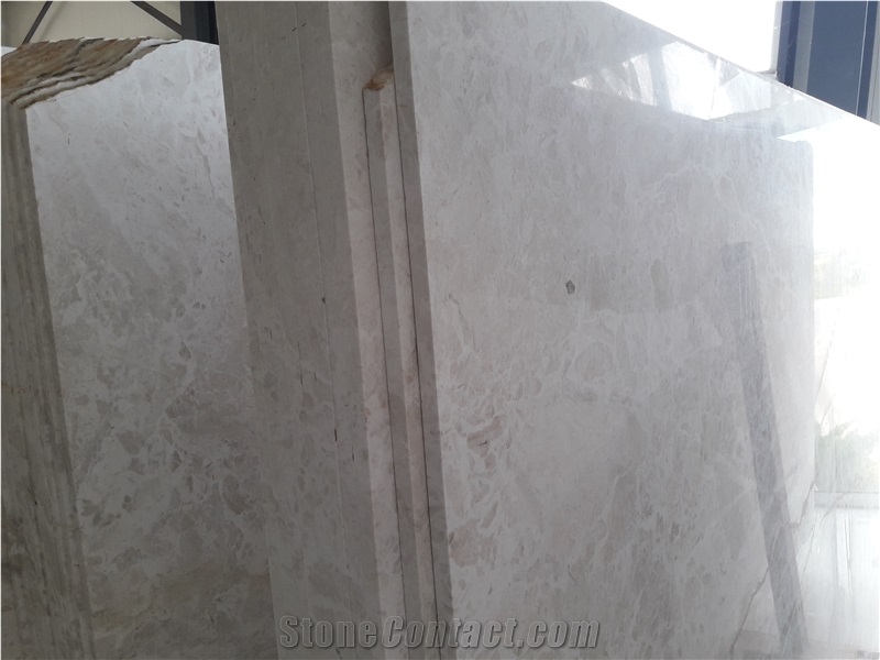 French Vanilla Shell Slabs & Tiles, Perla Nuova Marble Slabs & Tiles