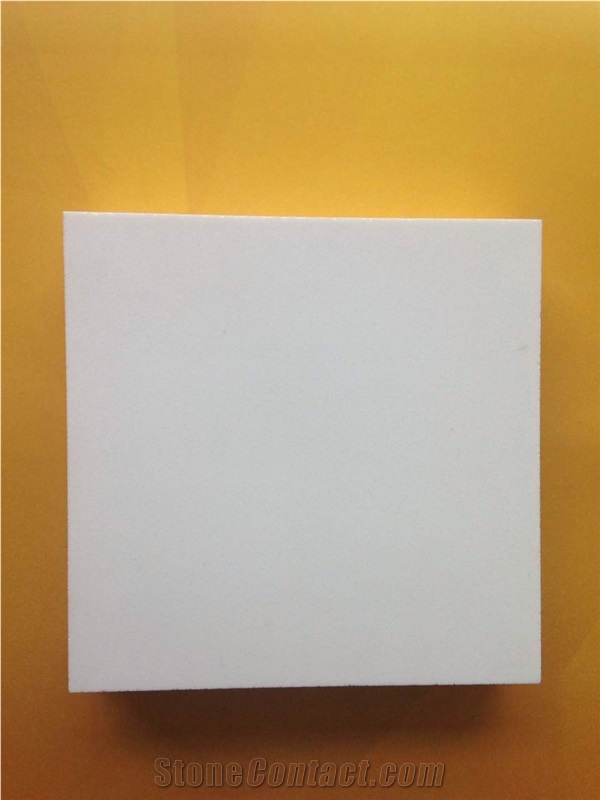China Polished Pure White Quartz Stone 2cm & 3cm Big Slabs ,Absolute White Of Engineer Stone for Countertops ,Vanity Tops , Table Tops .
