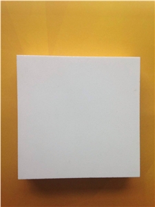China Polished Pure White Quartz Stone 2cm & 3cm Big Slabs ,Absolute White Of Engineer Stone for Countertops ,Vanity Tops , Table Tops .