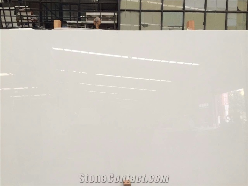 High Quality China Super White Polished Nano Crystallized Glass Stone Slab & Tiles with Preeminent Material for Table Top in Usa and Canada Market