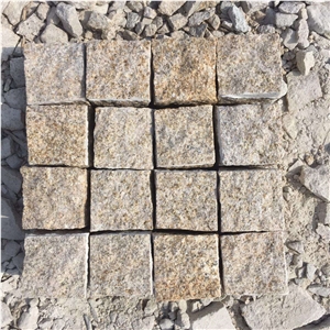 North G682 Yellow Golden Sesame Granite G350 All Sides Split Cube Cobble Stones for Drivieway Paving Cheap Prices