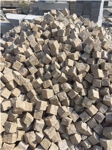 North G682 Yellow Golden Sesame Granite G350 All Sides Split Cube Cobble Stones for Drivieway Paving Cheap Prices