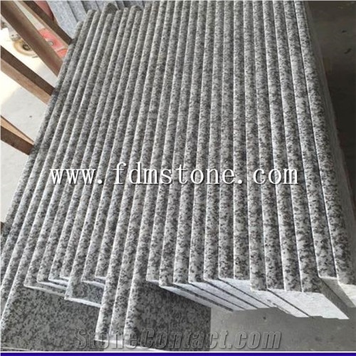 China Cheapest G603 Royal Grey Seasame White Pangdong White Maple Red Granite Polished Flamed Brushed Bullnosed Step,Stair Treads,Risers,Staircase