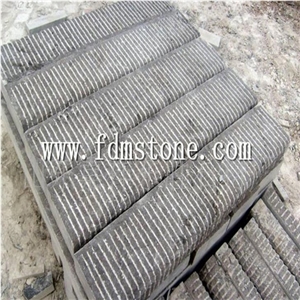 Golden Sesame Yellow Rusty Granite G682 Split Palisade,Garden Pillars,Cleft Fence ,Retaining Wall,Pineappled Column,Garden Decoration Stone