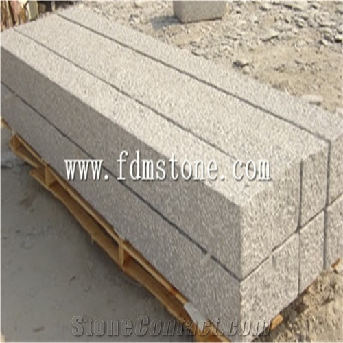 Golden Sesame Yellow Rusty Granite G682 Split Palisade,Garden Pillars,Cleft Fence ,Retaining Wall,Pineappled Column,Garden Decoration Stone
