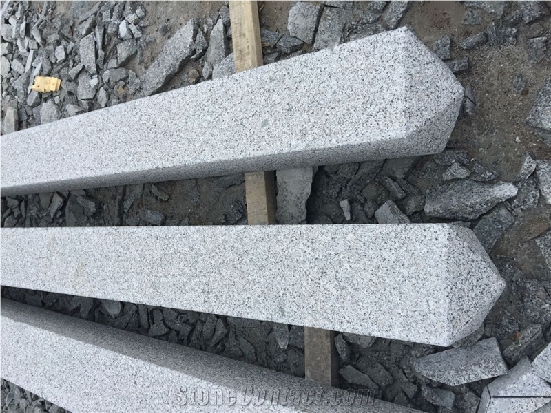 G341 Silver Grey Granite Palisades Columns with Cap Pillars Monolith Pineappled Bush Hammered