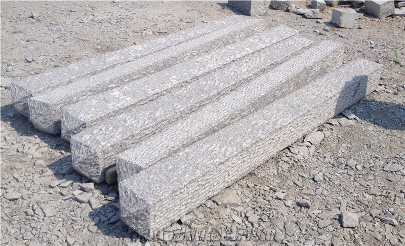 G341 Silver Grey Granite Palisades Columns with Cap Pillars Monolith Pineappled Bush Hammered