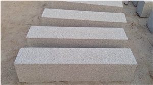 G341 Silver Grey Kerbstones Fine Picked 20x25x100 cm