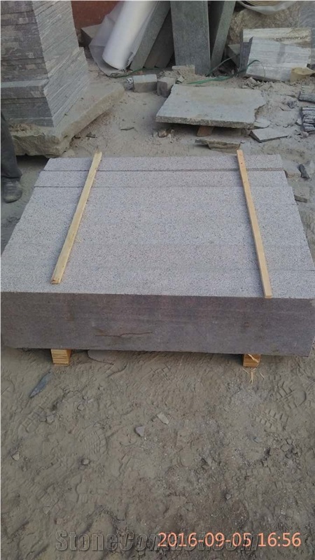G354 Red Granite Kerbs Semi Sawn and Fine Picked
