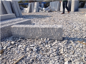 G359 White Granite No Pink Spots Pineappled Surface Kerbstones