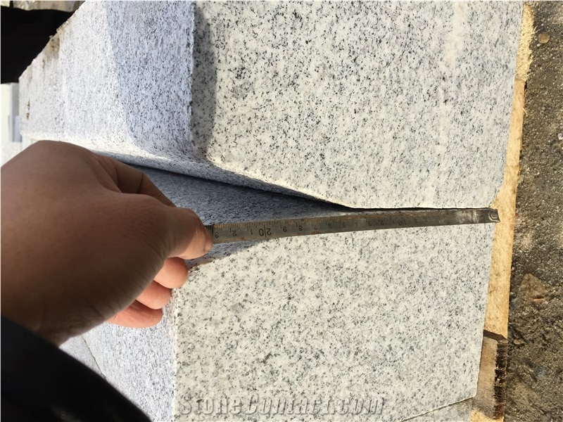 G603 Pohorski Tonalit Fantastic Silver Grey Kerbstones 100x25x12-25 cm