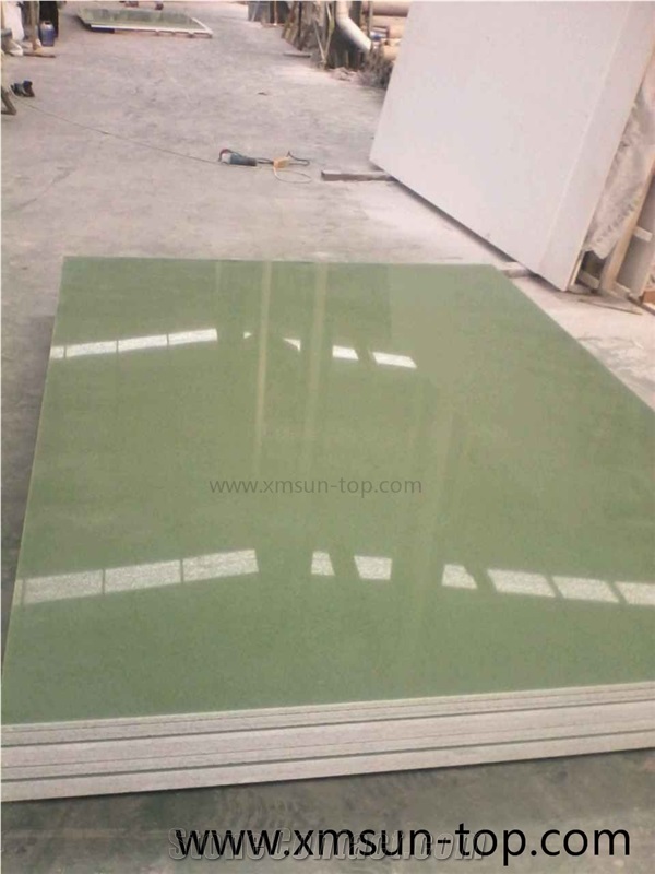 Pure Green Quartz Stone Big Slabs&Gangsaw Slab&Customized/Emerald Green Engineered Stone/Light Green Artificial Quartz/Bright Green Manmade Stone/China Quartz Stone for Flooring&Wall Covering