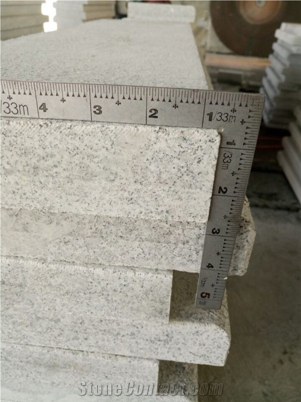 G603 Granite Kerbstone, Flamed Kerbs, G603 Granite, Sesame White Curbstone, Light Grey Granite Curbstone, Side Stone, Exterior Stone Landscaping Stone