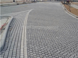 G654 Dark Grey Granite Cube Stone /G654 Grey Granite Paving Sets/Grey Sesame Granite Paving Stone Flamed 