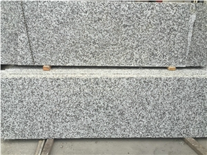 Hot Sale G439 Natural Granite Slabs & Tiles/Good Price & High Quality/Own Factory Direct G439/China Bianco Sardo/Big White Flower Granite/Cut-To-Size for Floor Covering and Wall Cladding